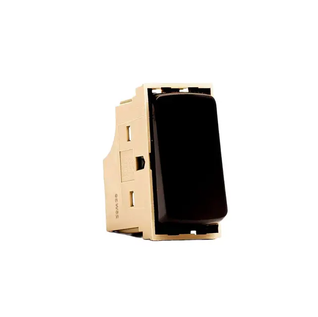 MOD PRETO INTERMEDIARIO 680152PT 10A 250V - LEGRAND